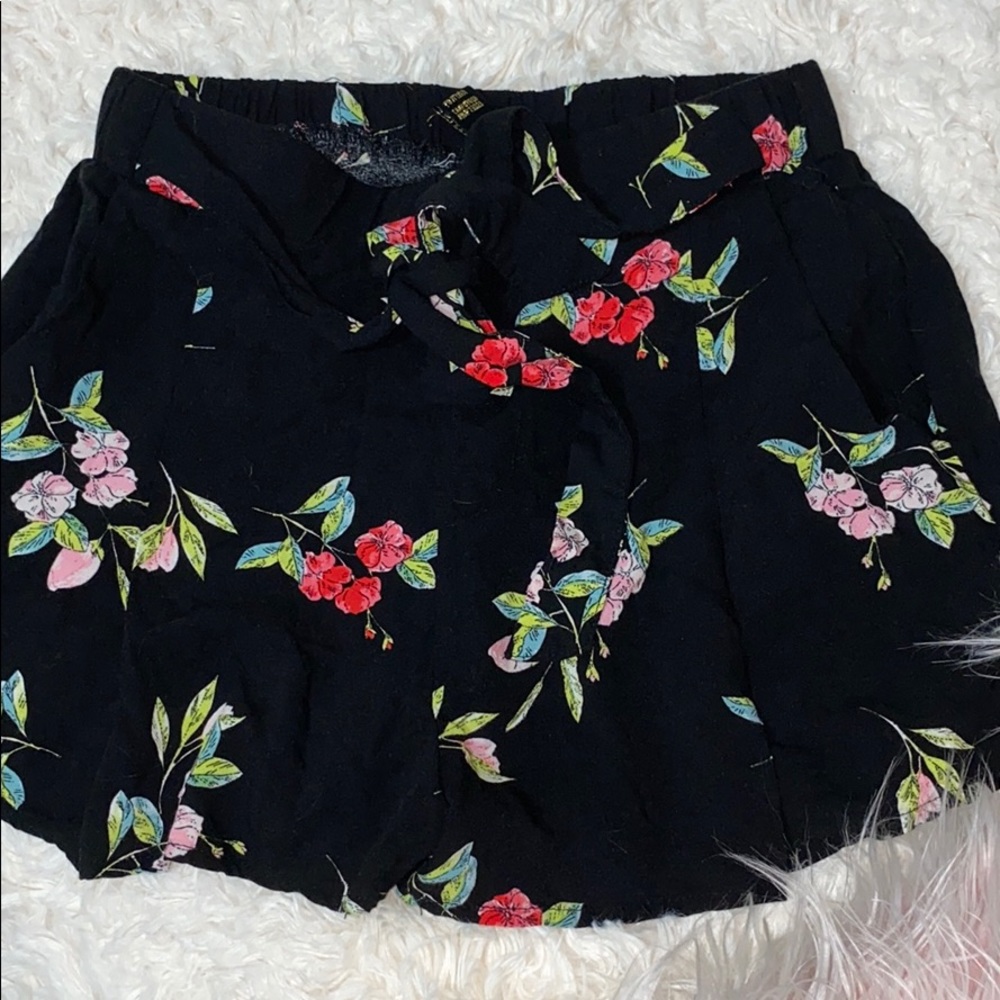 ❌🦋🔥 floral shorts🌺🌸